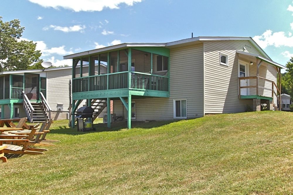 Sunny Hill Resort Barrys Bay 外观 照片